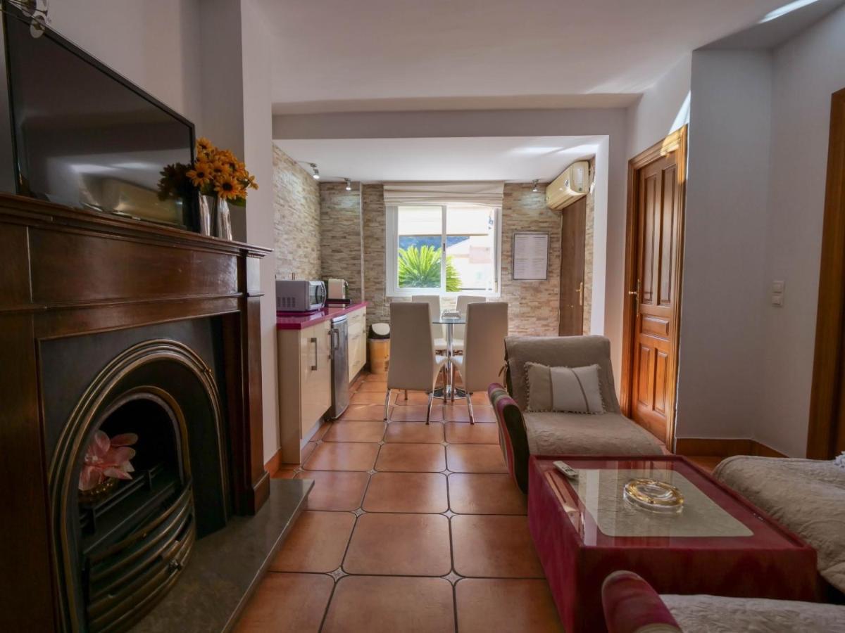 גרנדה Apartamentos Turisticos Tronca Luxury מראה חיצוני תמונה